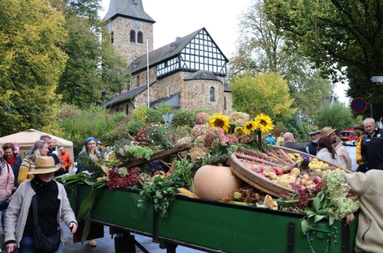 Erntedankfest vereint Gemeinden im Zeichen des Danks